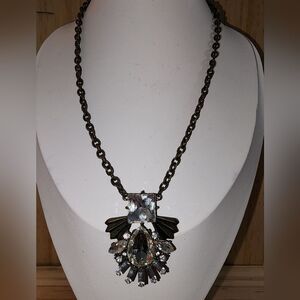 Elegant Silver and Black Statement Necklace. 17"